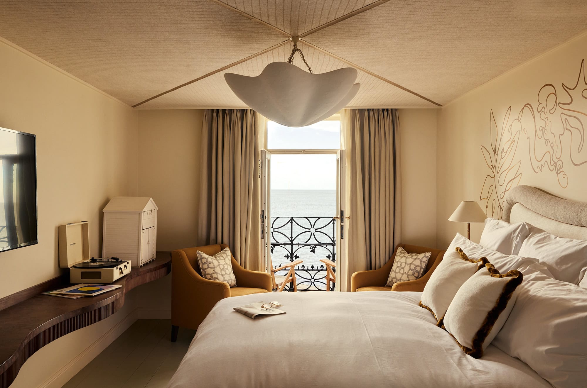 Guest House Cyber Insurance: Protecting Your Hospitality Business from Digital Threats