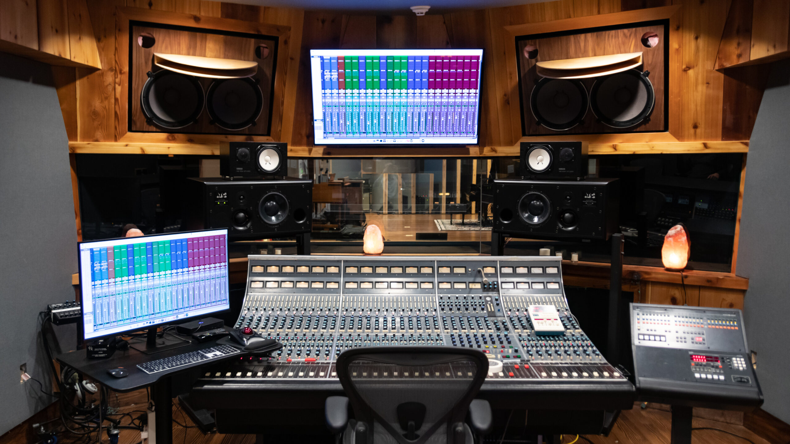 Recording Studio Mixing Insurance: Complete Guide for Audio Engineers